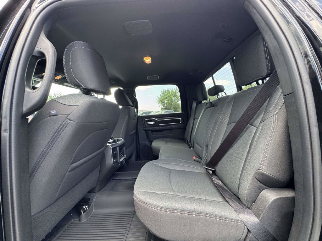 New 2026 RAM 2500 Big Horn AWD/4WD image 14