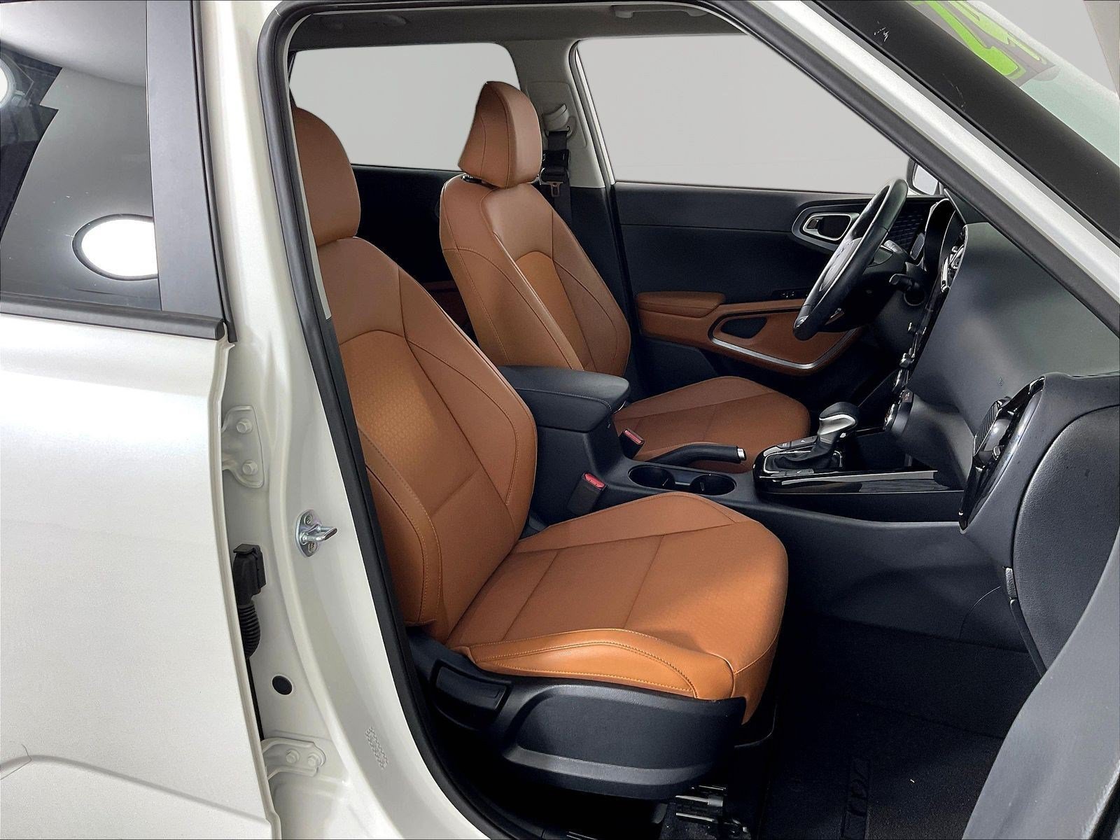 Used 2024 Kia Soul EX w/ Option Group 015 FWD image 29