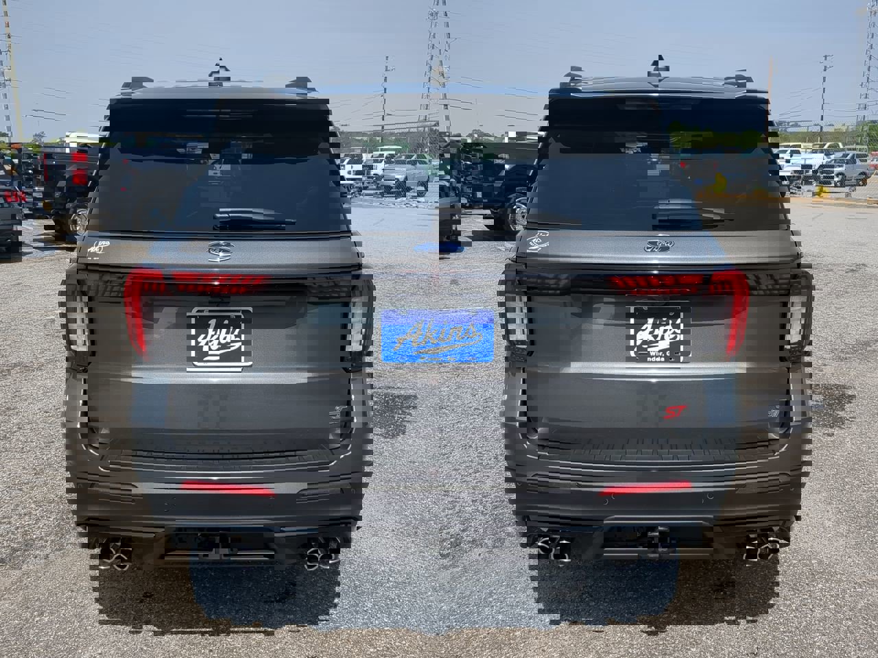 Used 2026 Ford Explorer ST w/ Sun And Sound Package image 4