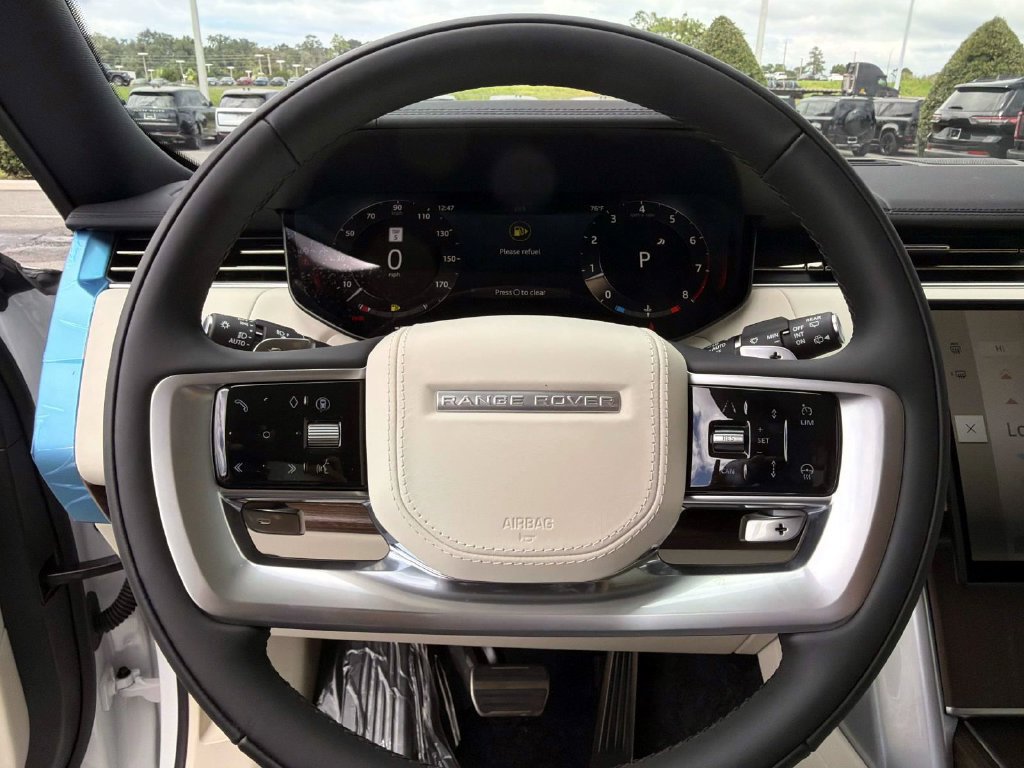 New 2027 Land Rover Range Rover Long Wheelbase SE AWD/4WD image 27