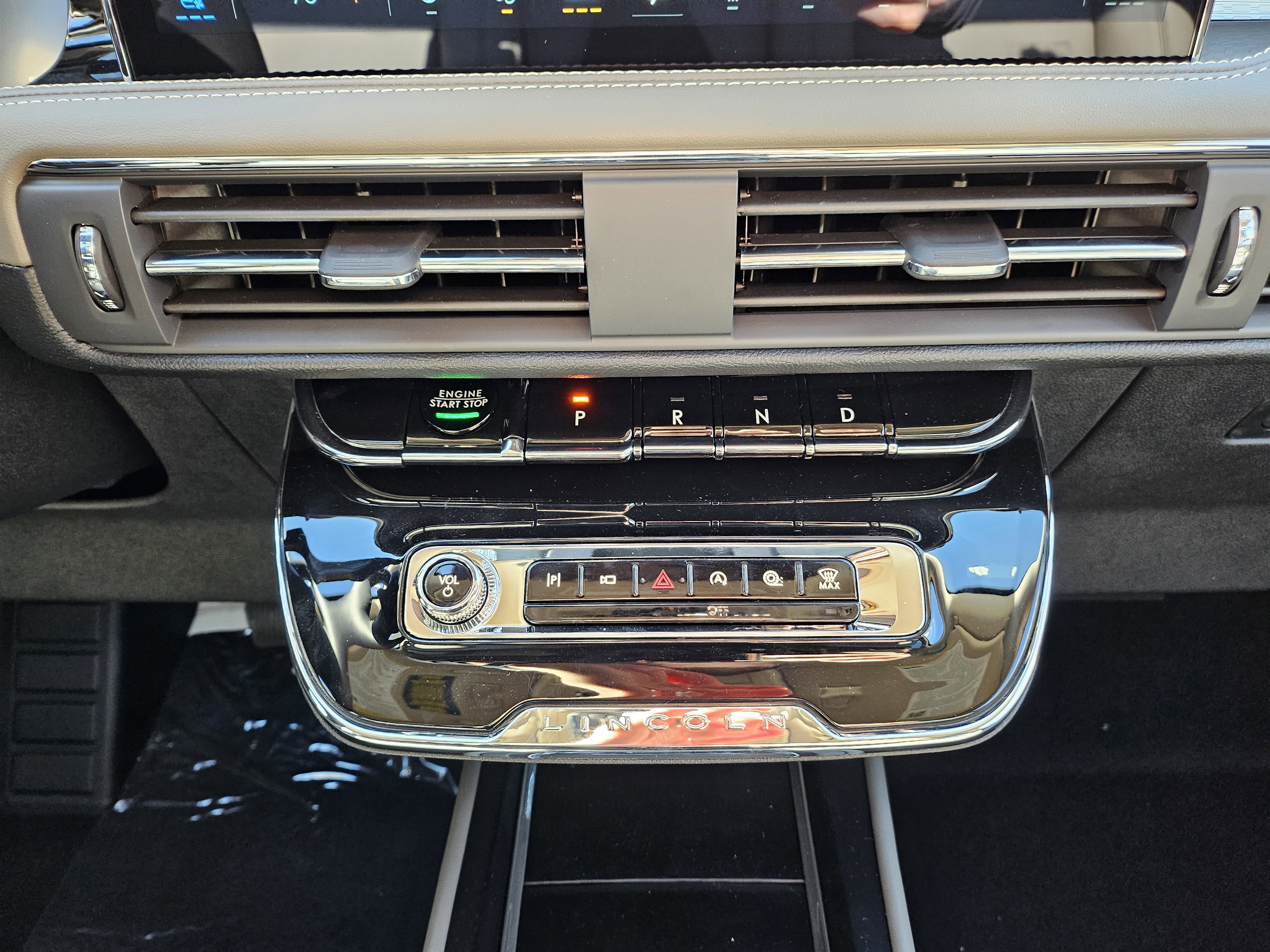 New 2026 Lincoln Corsair Premiere AWD/4WD image 20