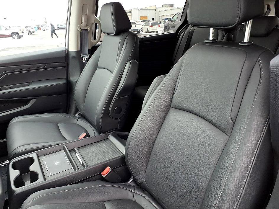 Used 2025 Honda Odyssey EX-L image 17
