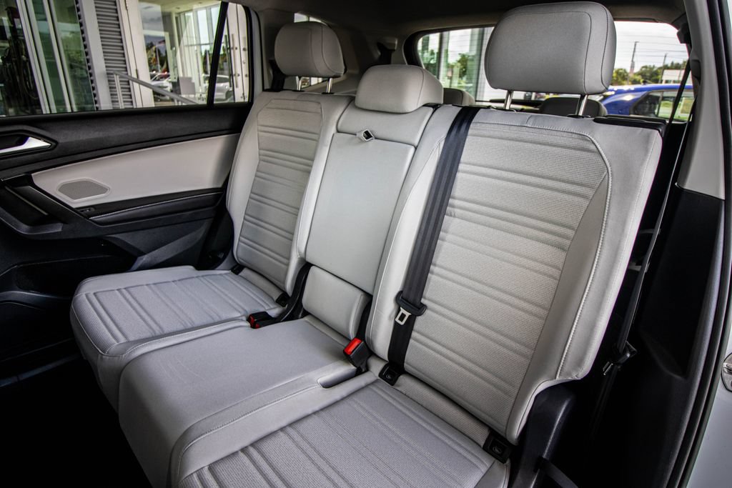 Certified 2024 Volkswagen Tiguan S FWD image 27