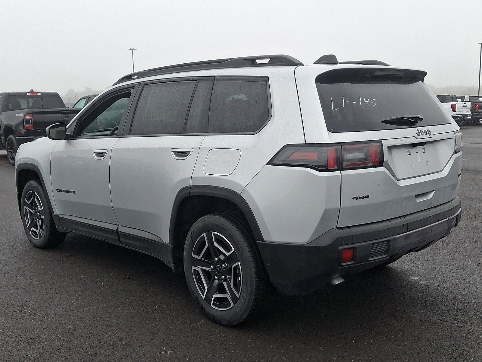 New 2026 Jeep Cherokee Laredo AWD/4WD image 3