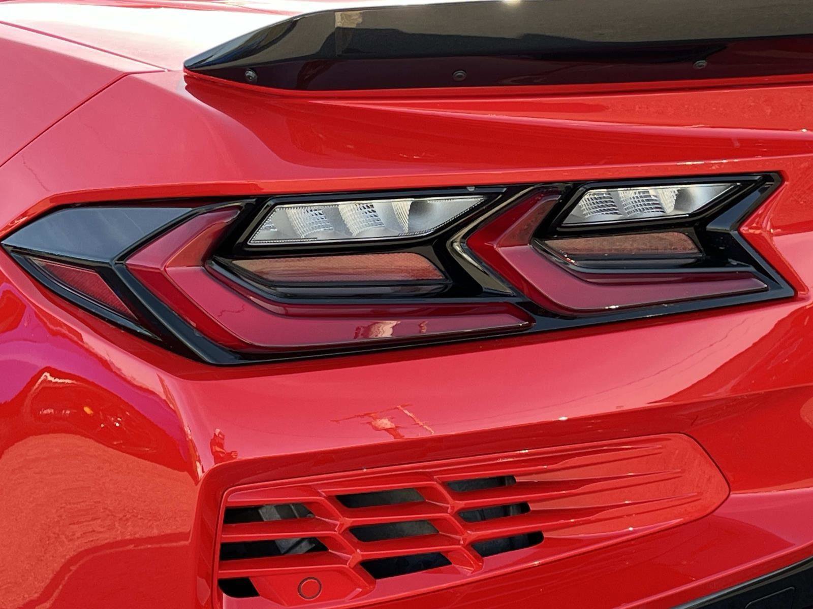 Used 2024 Chevrolet Corvette Z06 image 9