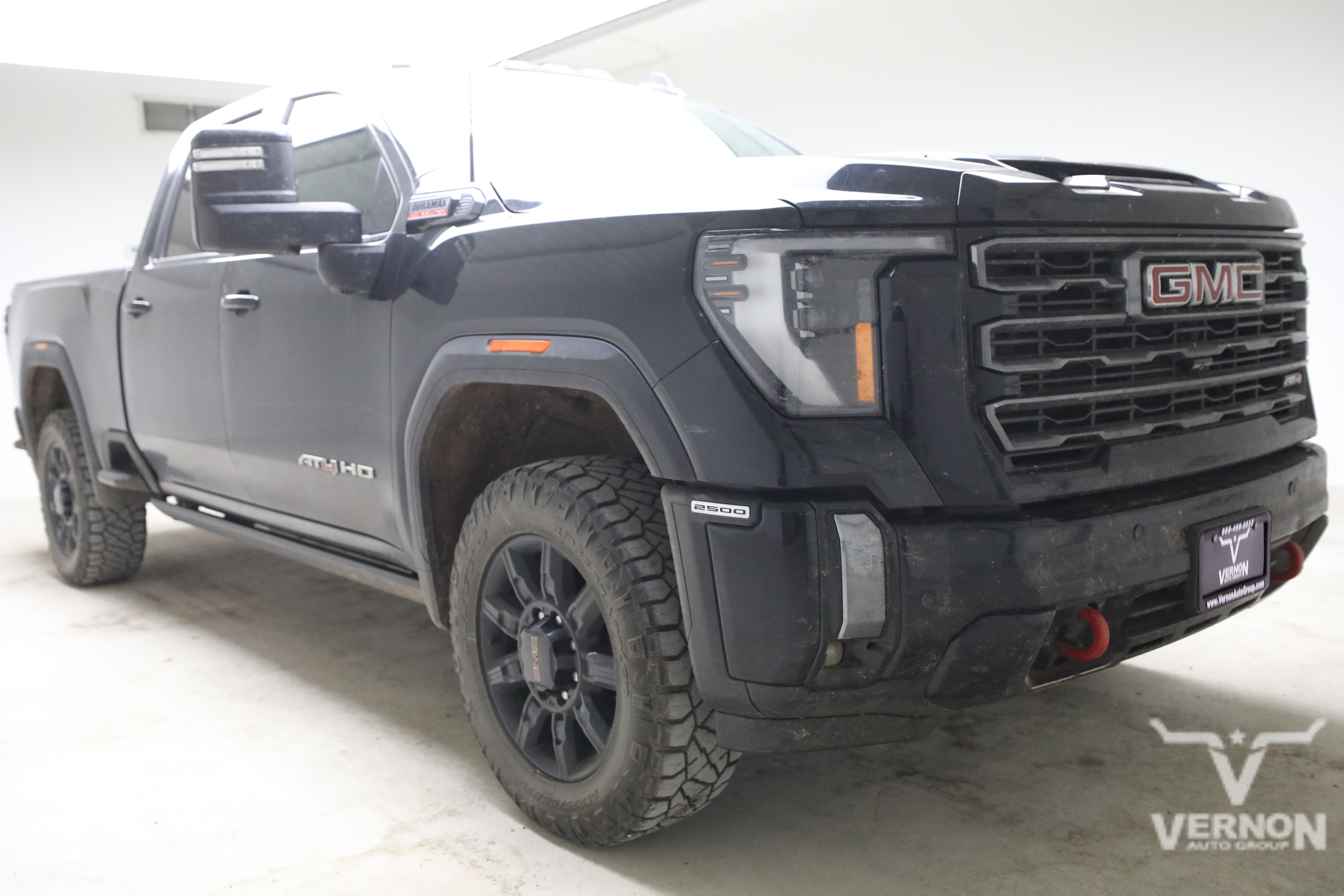 Used 2024 GMC Sierra 2500 AT4 w/ AT4 Preferred Package AWD/4WD image 6