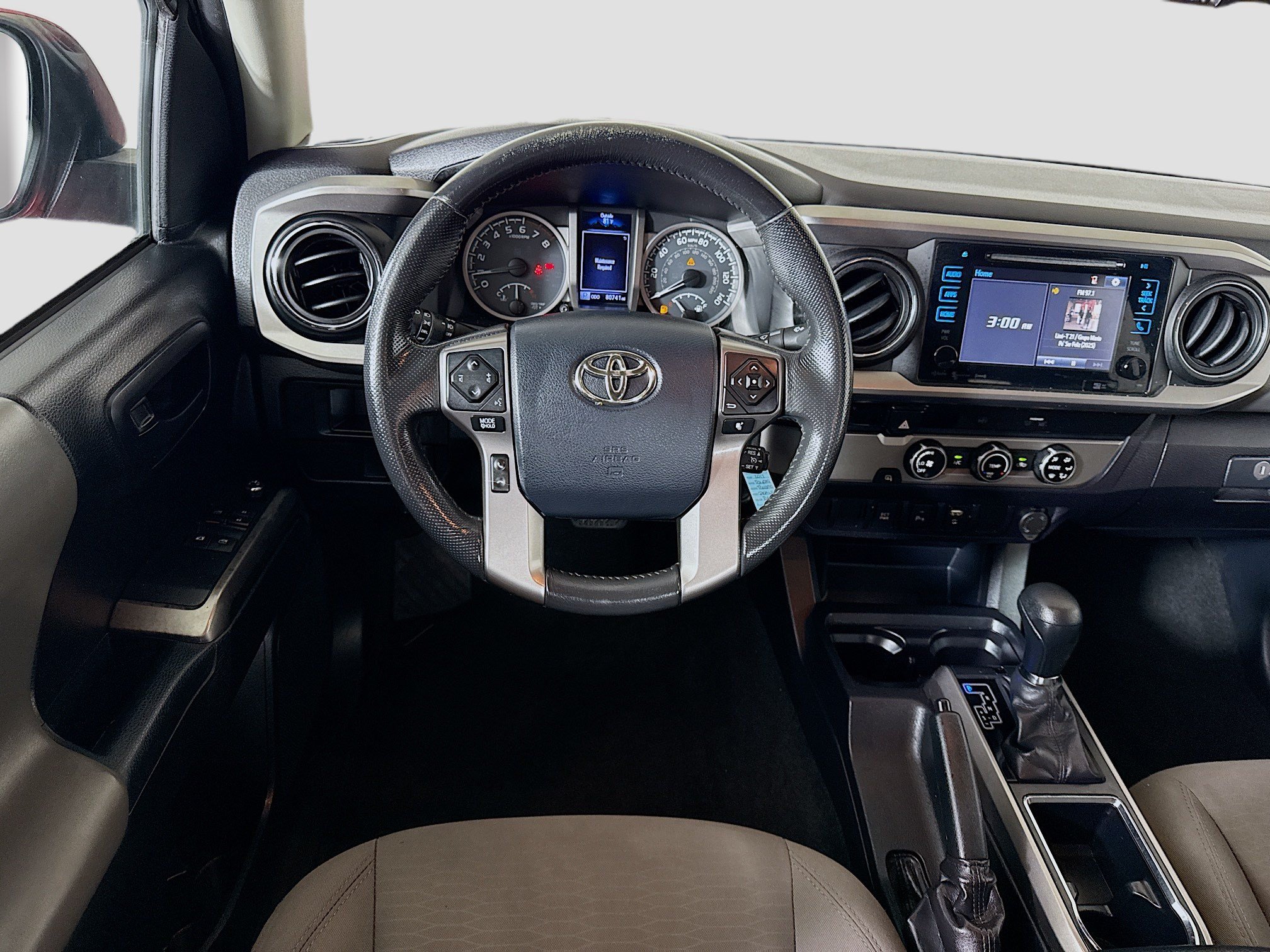 Used 2017 Toyota Tacoma SR5 w/ Tow Package RWD image 17