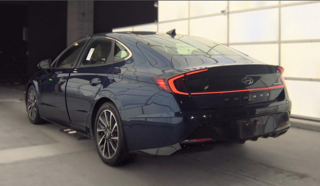 Used 2020 Hyundai Sonata Limited w/ Cargo Package FWD image 7