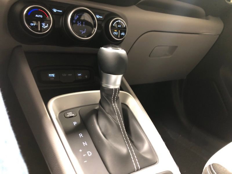 New 2026 Hyundai Venue SEL FWD image 28