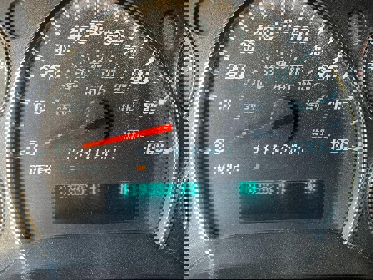 Used 2020 Chevrolet Express 3500 LS image 11