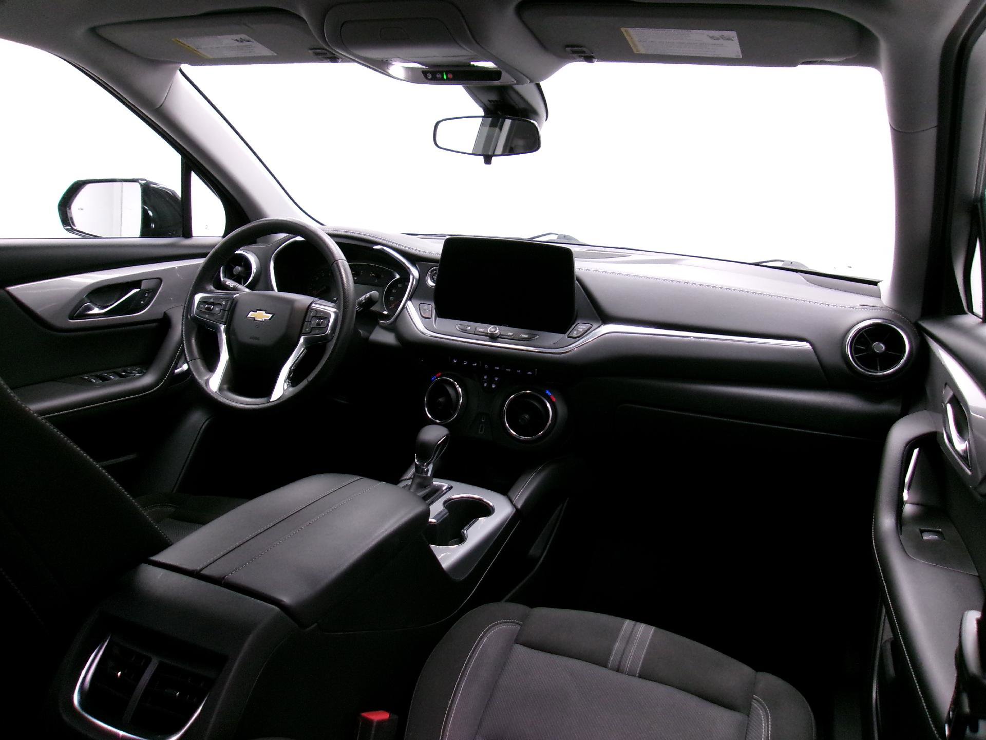 Certified 2023 Chevrolet Blazer LT w/ Driver Confidence Package image 3