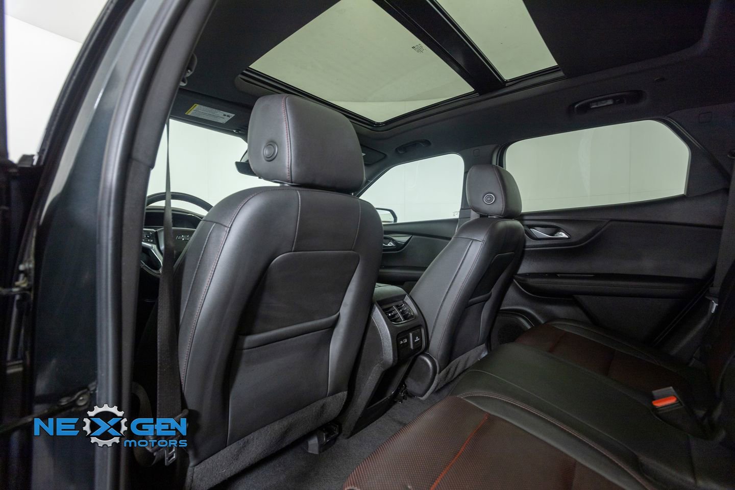 Used 2019 Chevrolet Blazer RS AWD/4WD image 24
