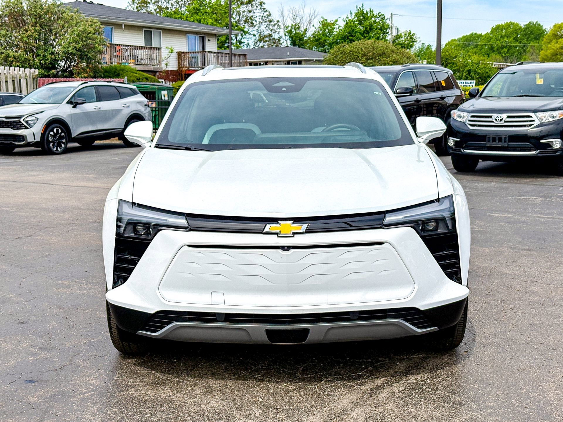 Used 2024 Chevrolet Blazer EV LT AWD/4WD image 4