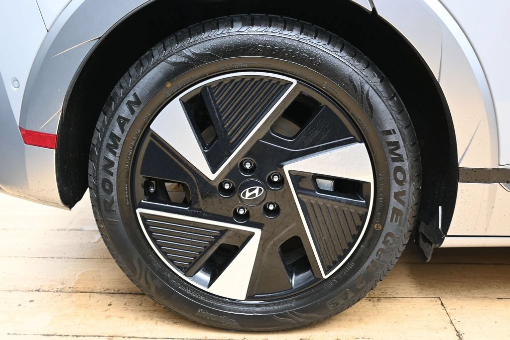 Used 2025 Hyundai Ioniq 5 Limited RWD image 13