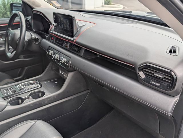 Used 2025 Honda Pilot EX-L image 17