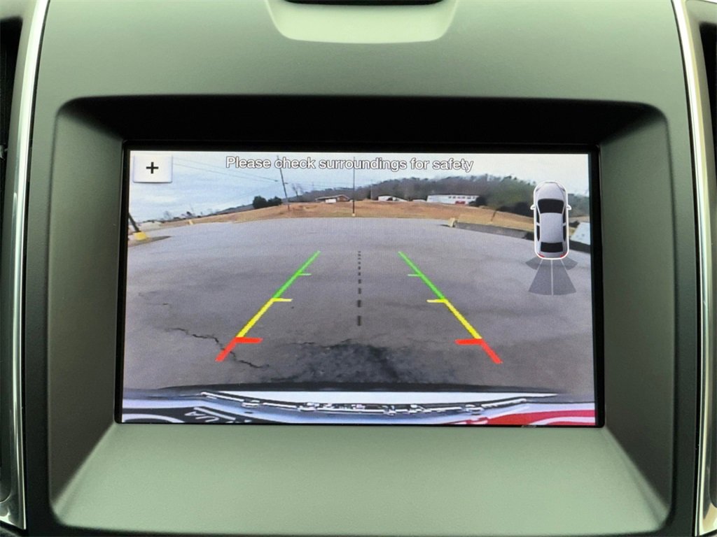 Used 2019 Ford Edge Titanium image 11