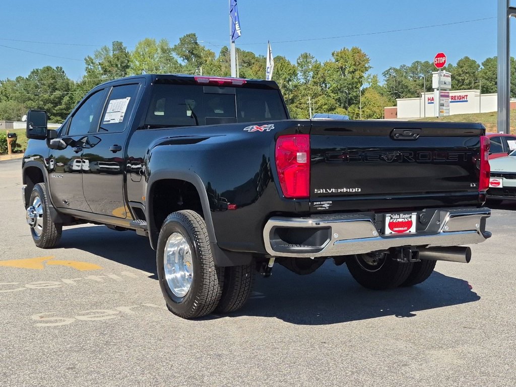 New 2026 Chevrolet Silverado 3500 LT w/ All Star Edition AWD/4WD image 6