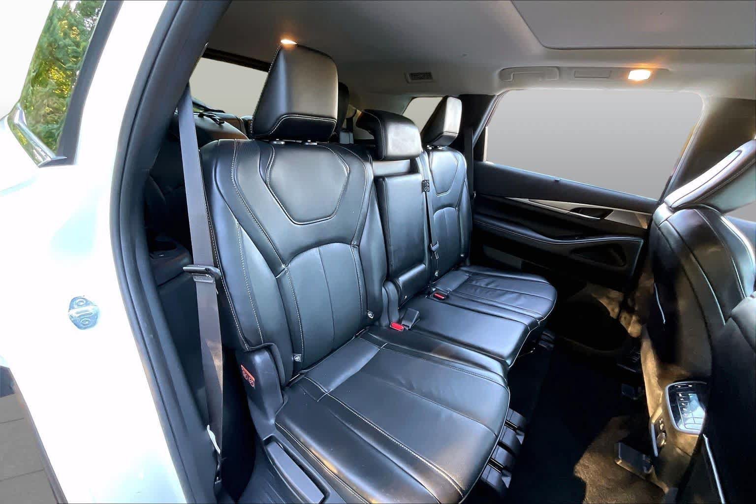 Used 2024 INFINITI QX60 Luxe AWD/4WD image 19