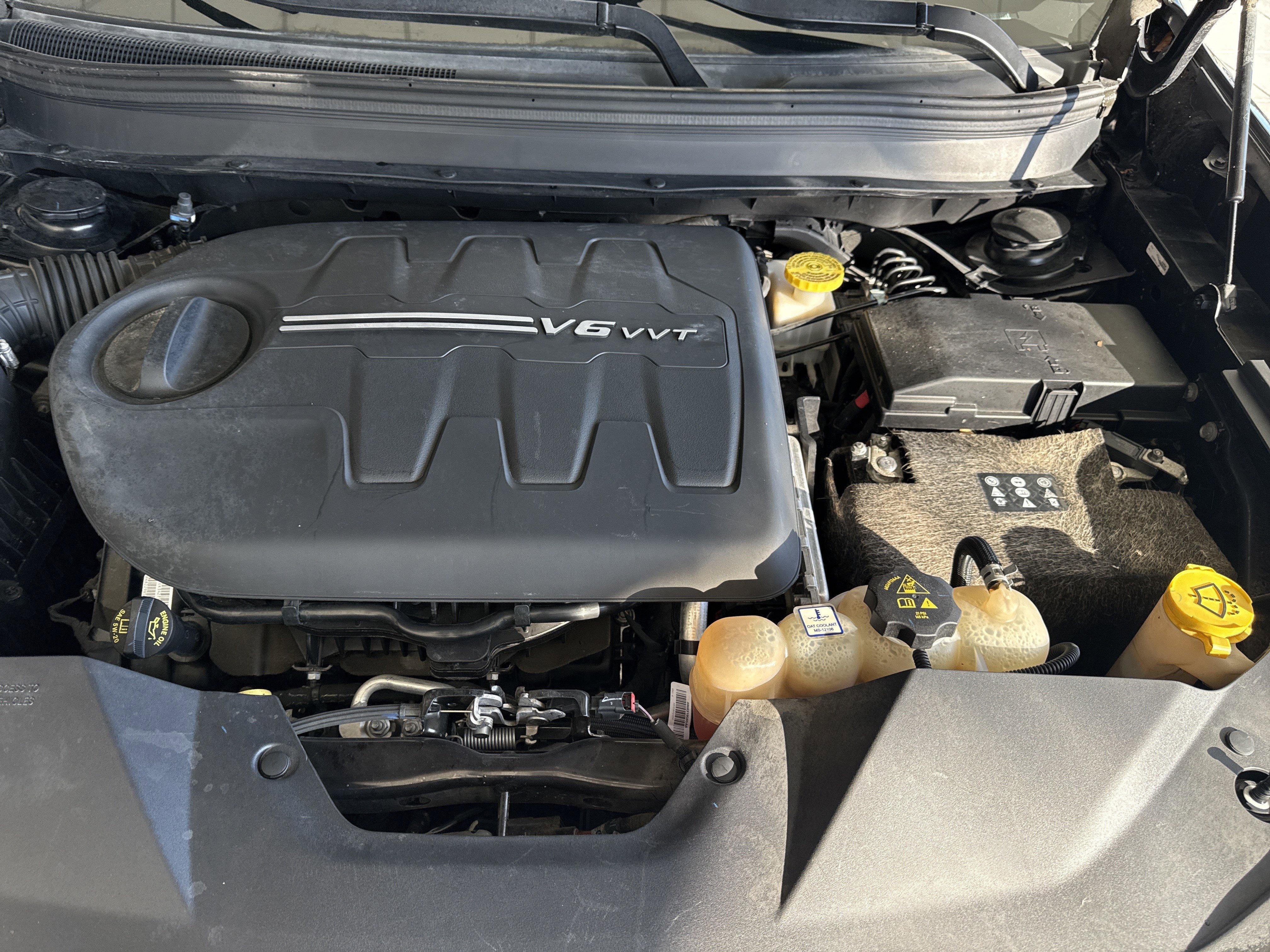 Used 2019 Jeep Cherokee Latitude w/ Popular Appearance Group image 32