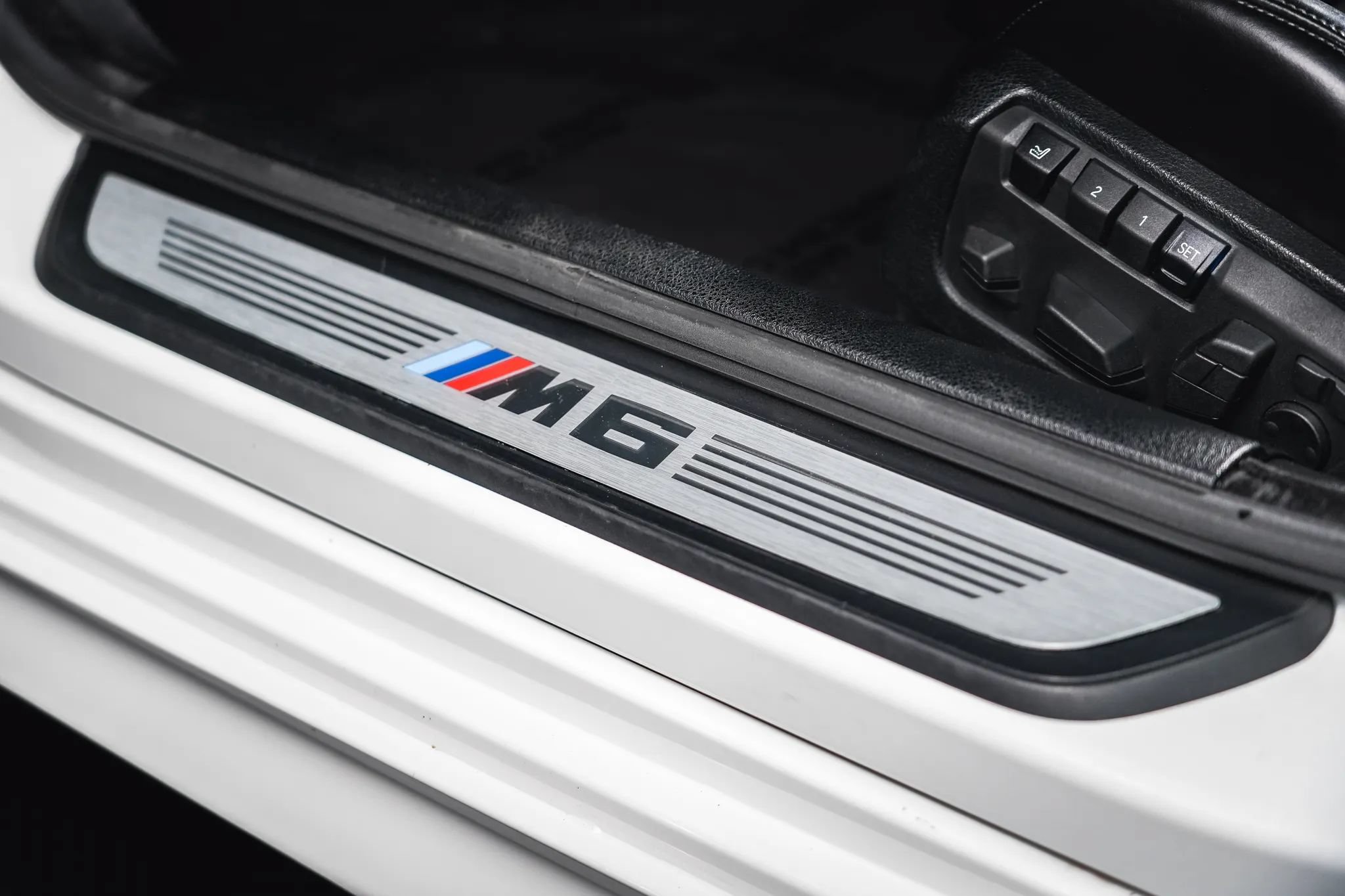 Used 2016 BMW M6 Gran Coupe w/ Executive Package RWD image 49