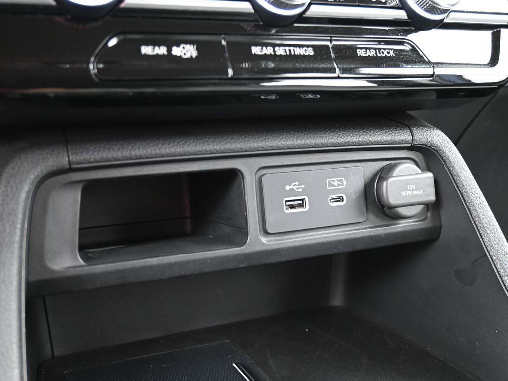 Used 2024 Honda Pilot EX-L image 28