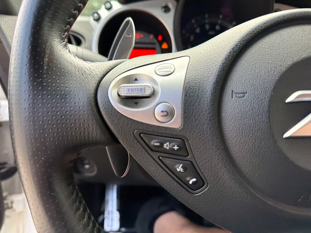 Used 2019 Nissan 370Z Touring Sport RWD image 20