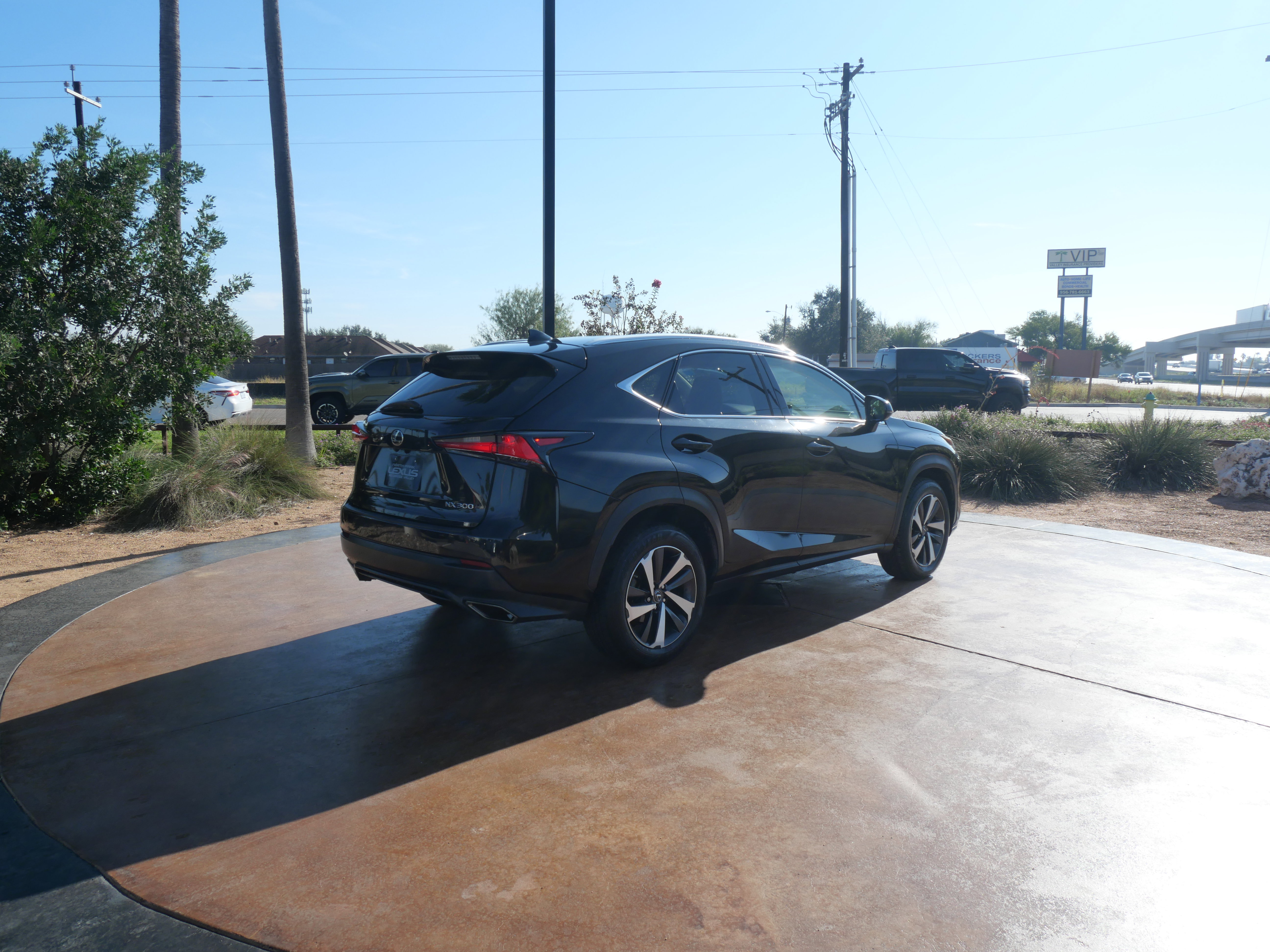 Used 2019 Lexus NX 300 FWD image 2
