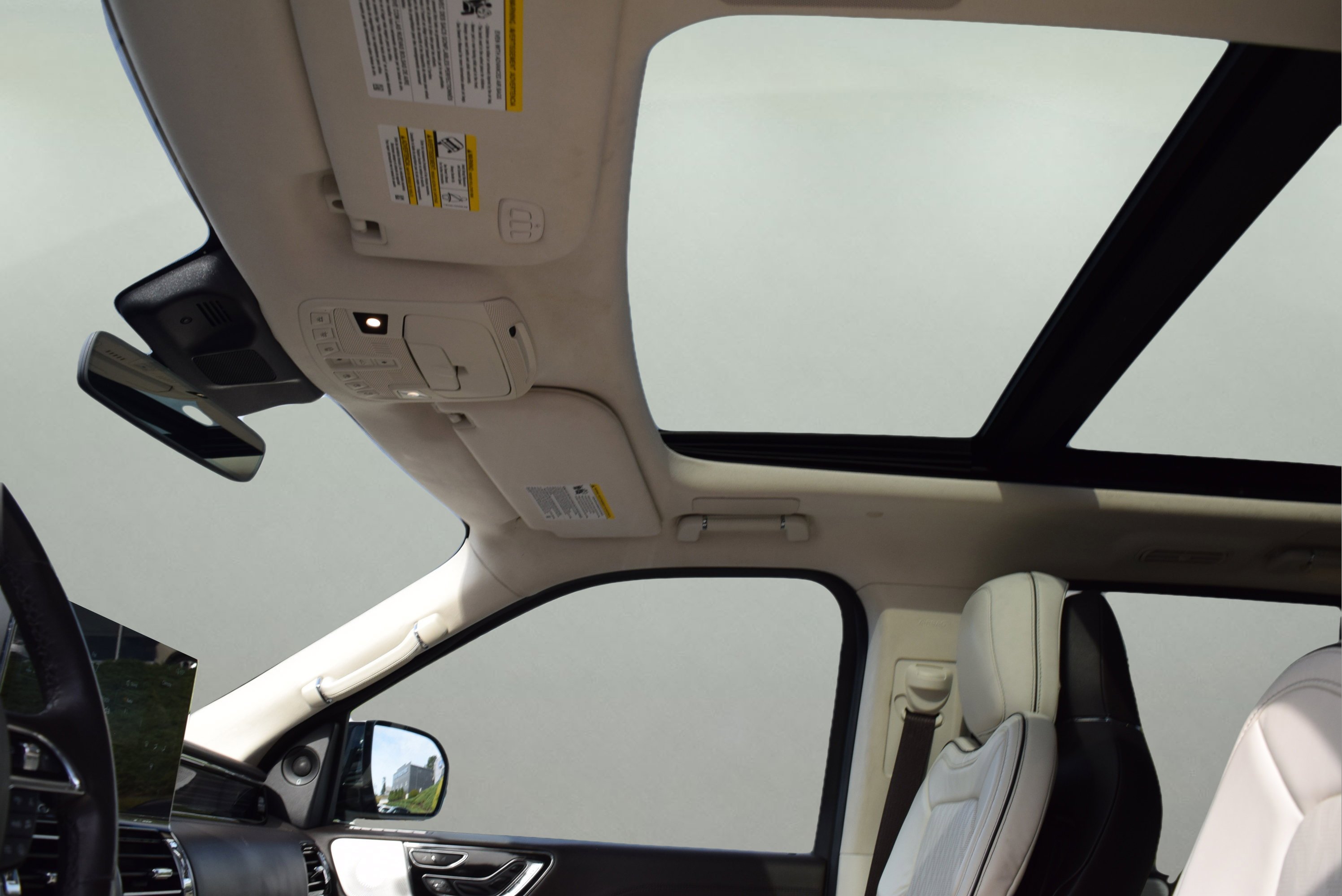 Used 2022 Lincoln Navigator Black Label image 10