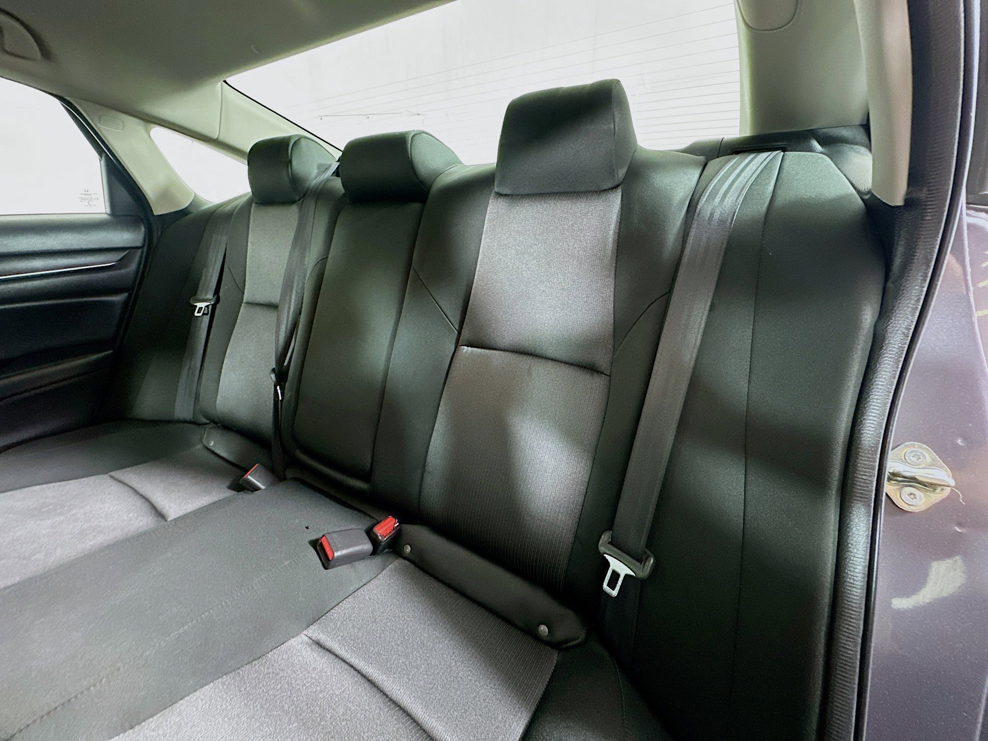 Used 2018 Honda Accord LX image 23