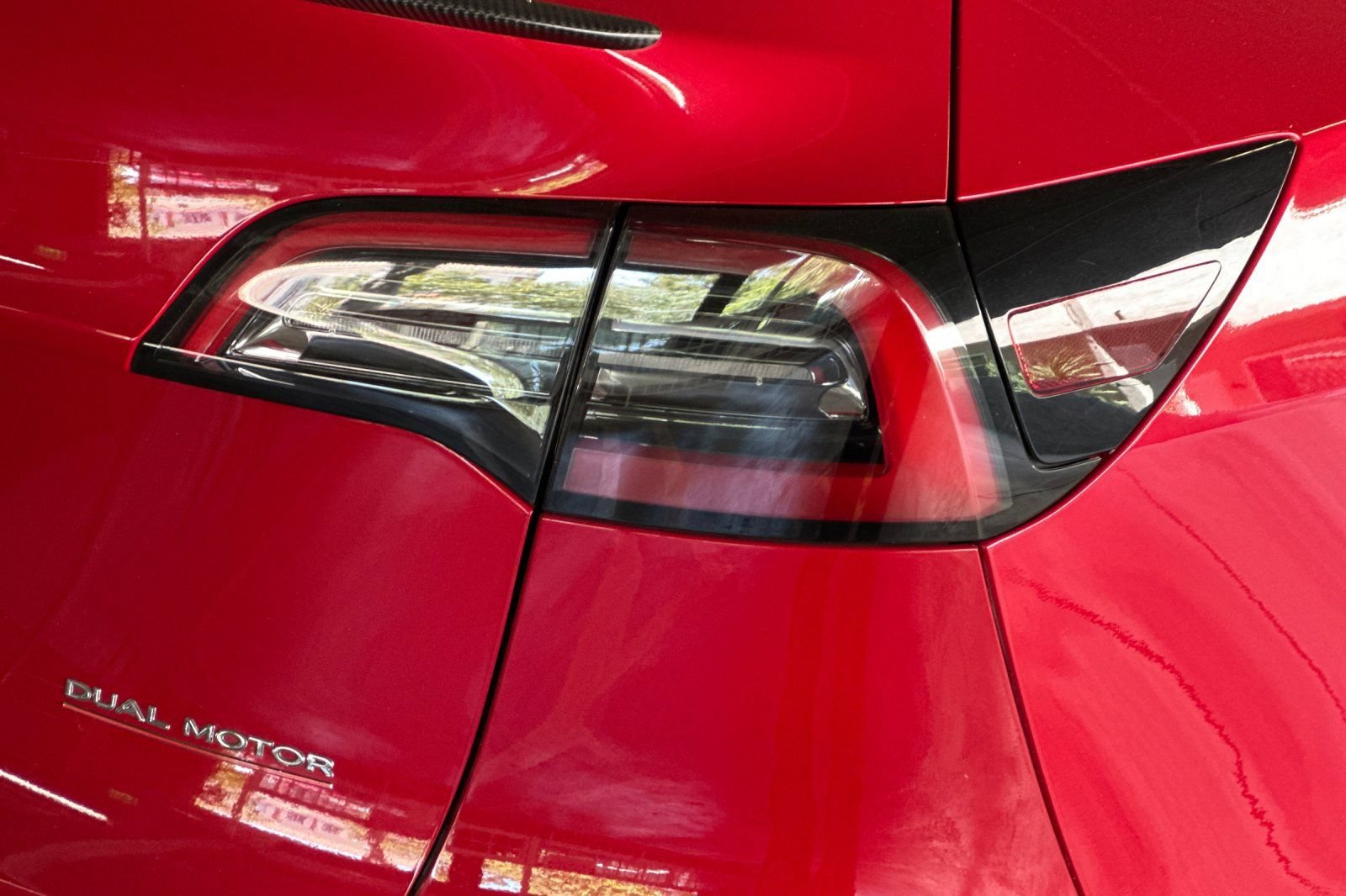 Used 2022 Tesla Model Y Performance AWD/4WD image 26