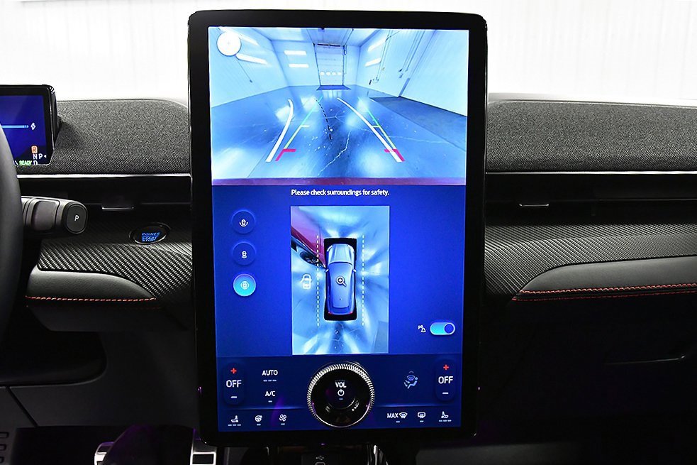 Used 2025 Ford Mustang Mach-E Premium w/ Sport Appearance Package image 24