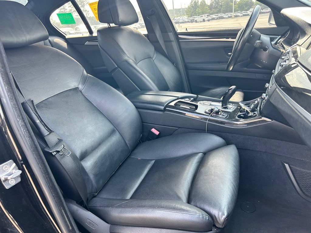 Used 2012 BMW 550i xDrive Sedan AWD/4WD image 11