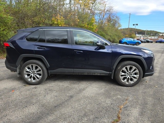 Used 2025 Toyota RAV4 XLE Premium image 7
