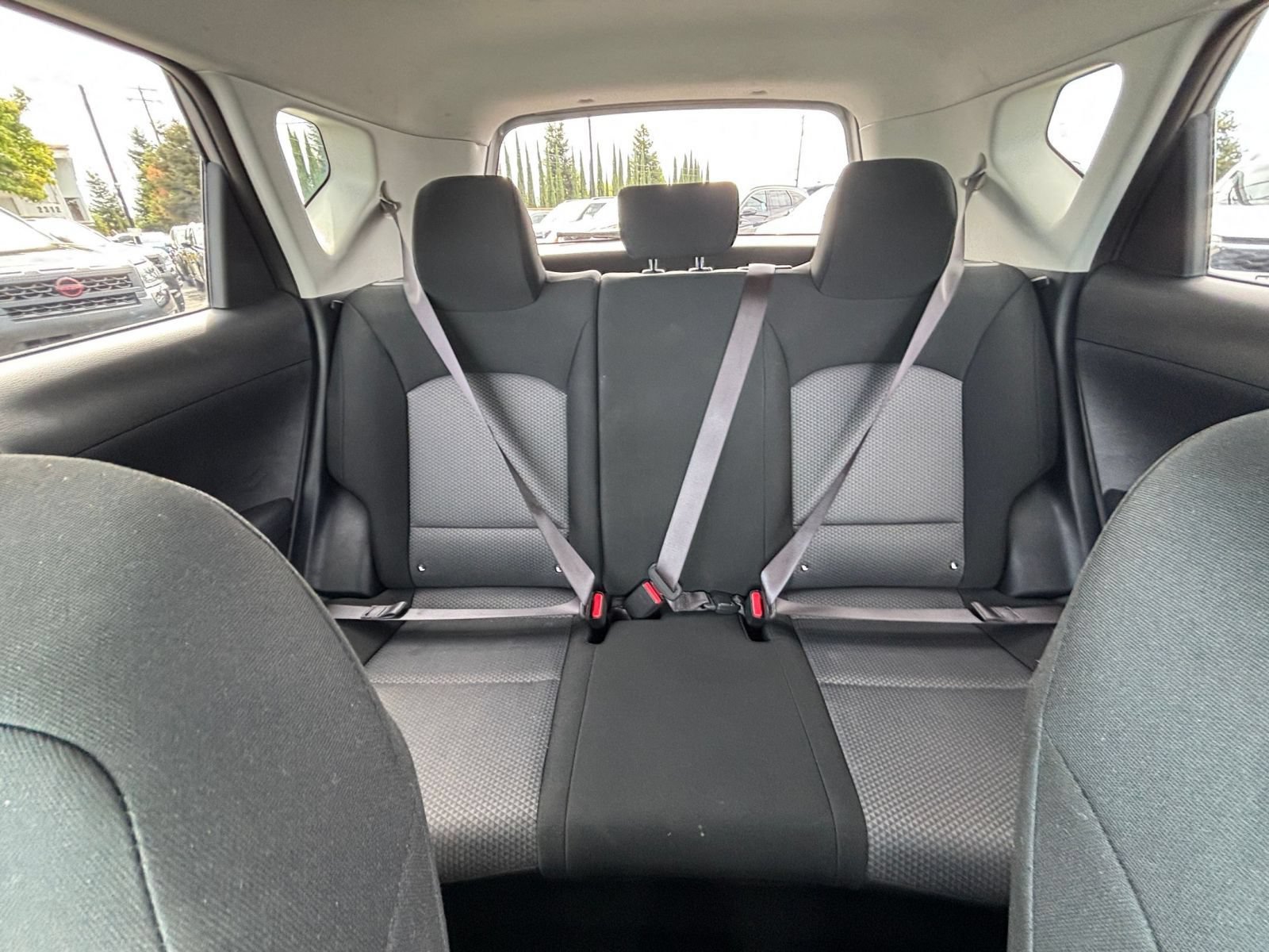 Used 2025 Kia Soul LX w/ LX Technology Package FWD image 31