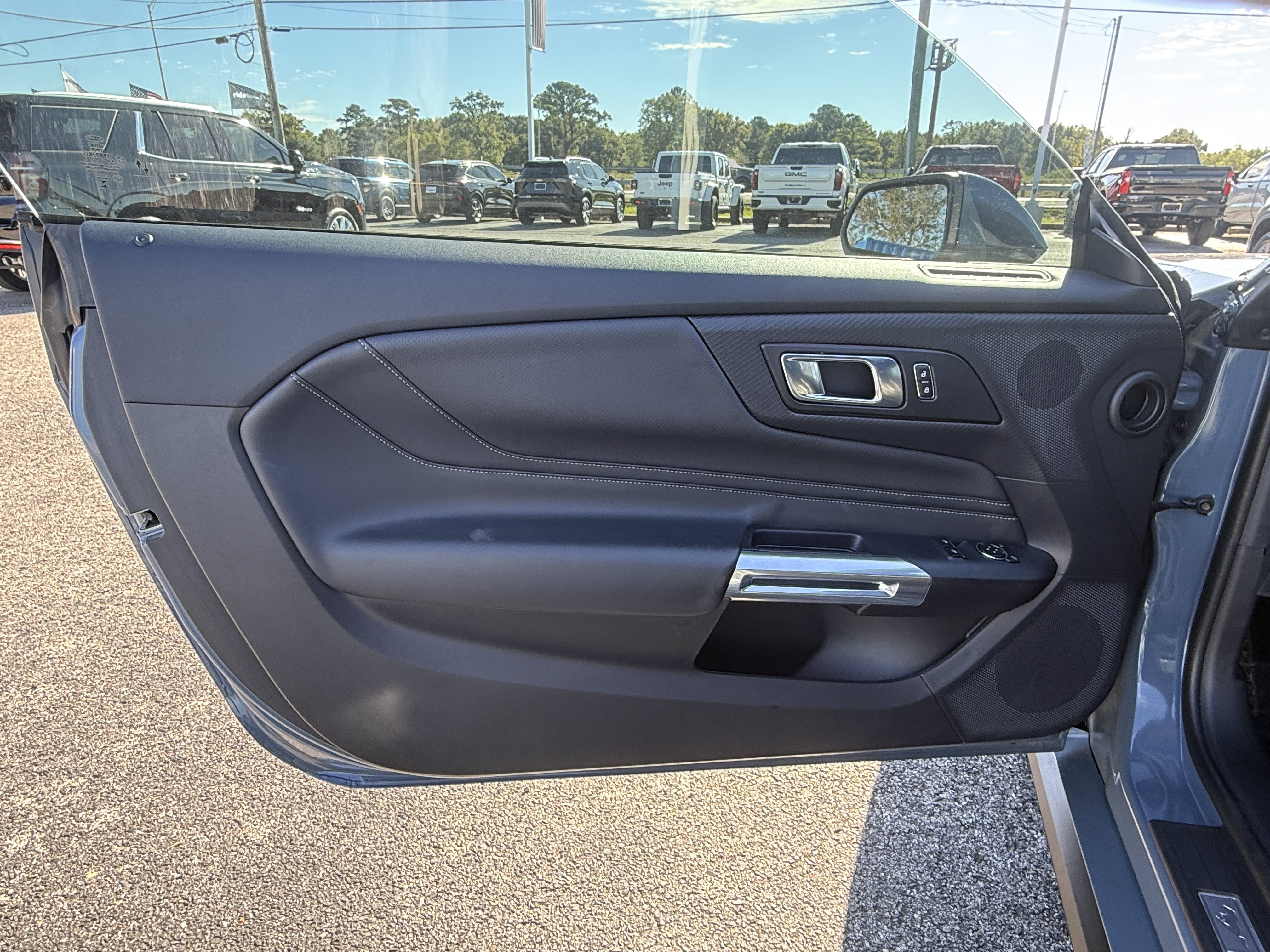 Used 2024 Ford Mustang GT Premium RWD image 10