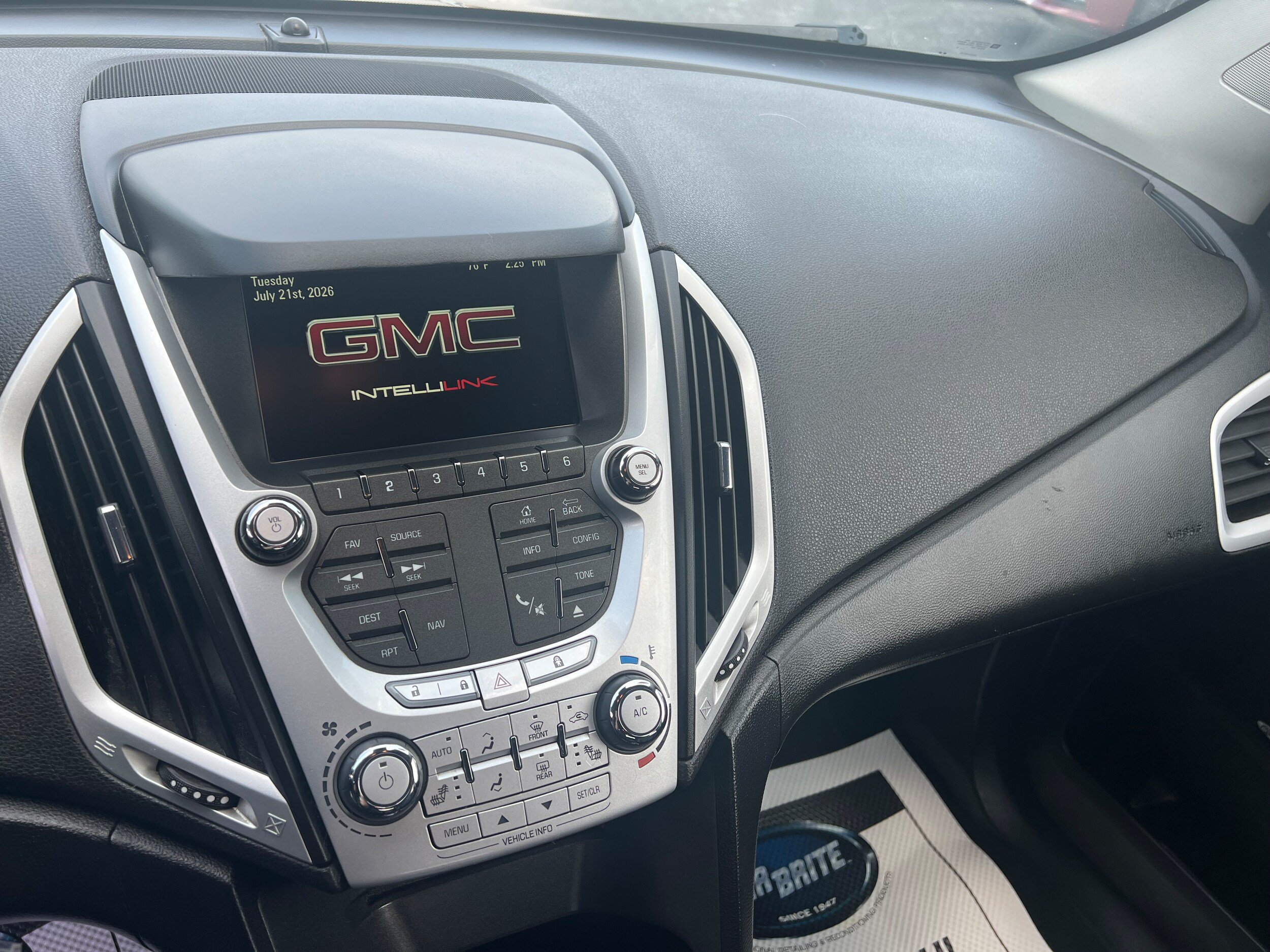 Used 2015 GMC Terrain SLT w/ Open Road Package AWD/4WD image 16