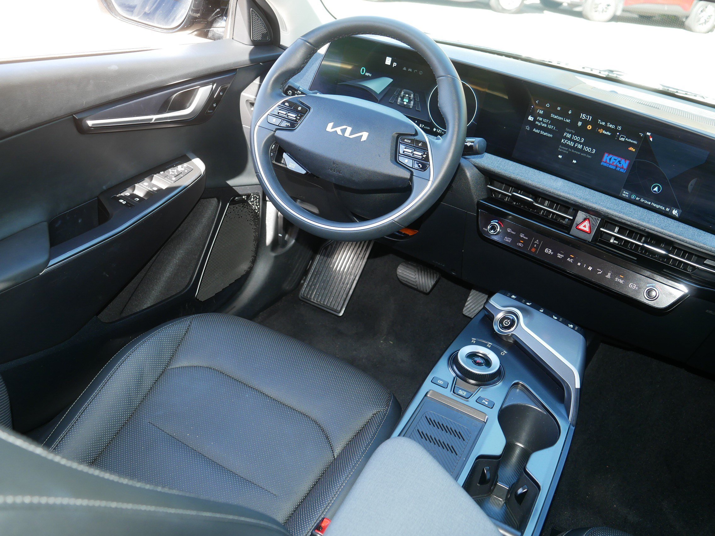 Certified 2024 Kia EV6 Wind w/ Wind Technology Package AWD/4WD image 9