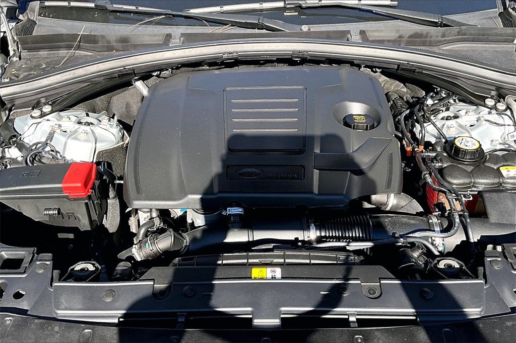 Used 2021 Land Rover Range Rover Velar R-Dynamic S image 28