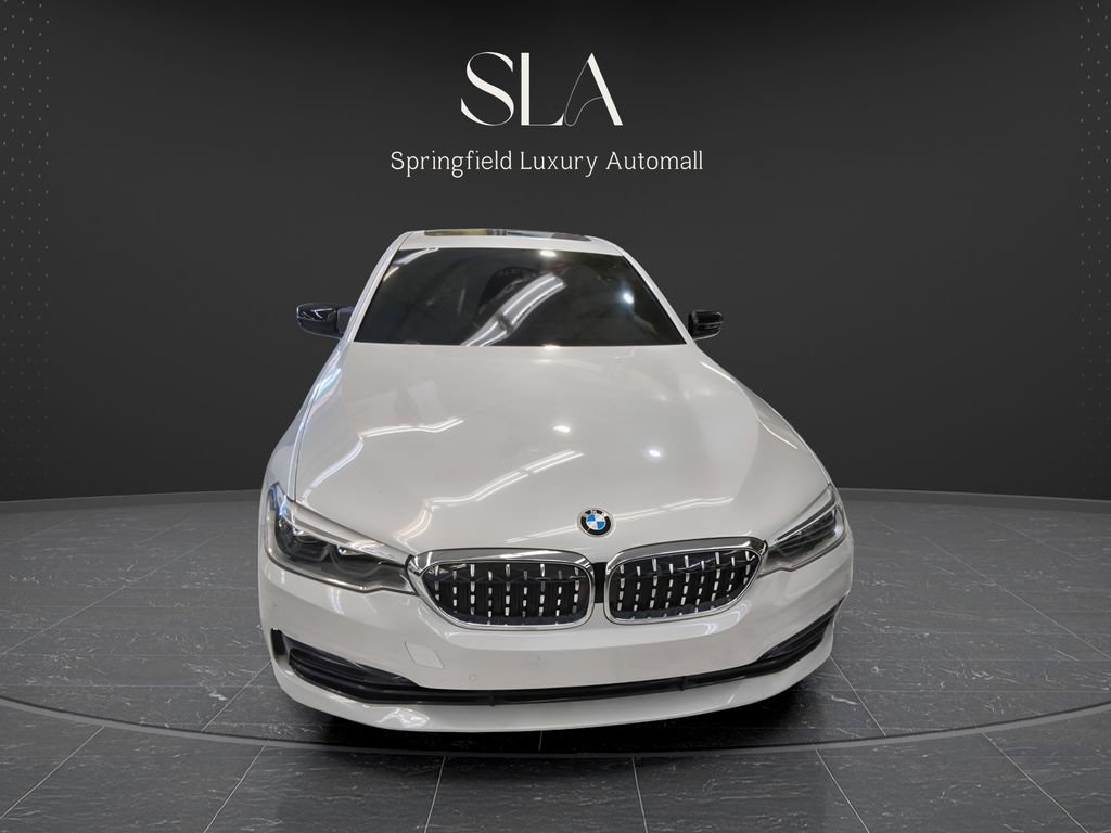 Used 2017 BMW 540i xDrive AWD/4WD image 2