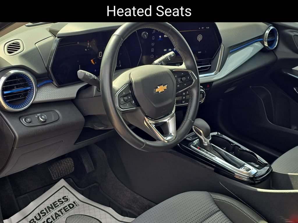 Used 2025 Chevrolet Trax LT w/ Driver Confidence Package FWD image 8