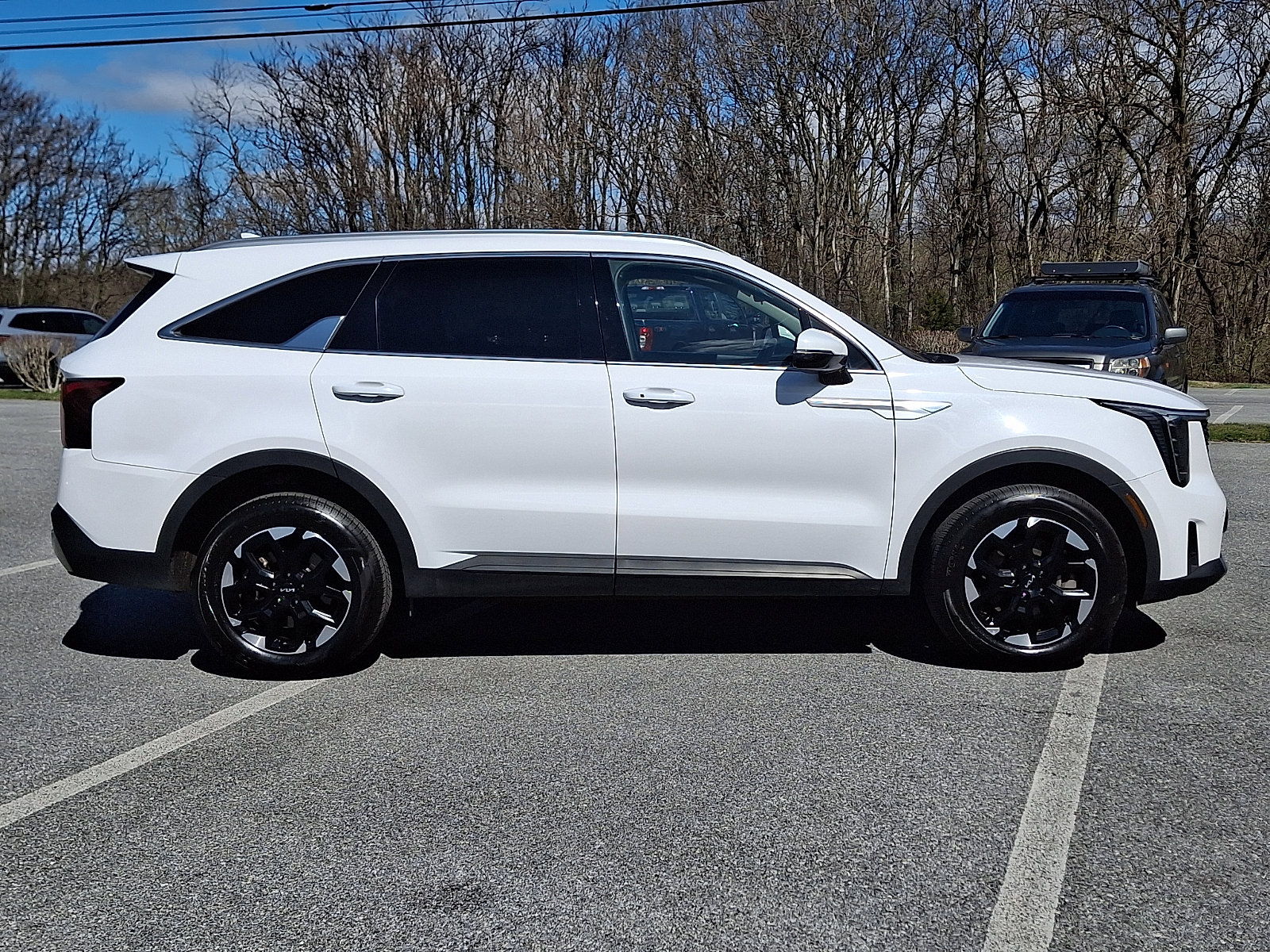 Used 2024 Kia Sorento S image 7