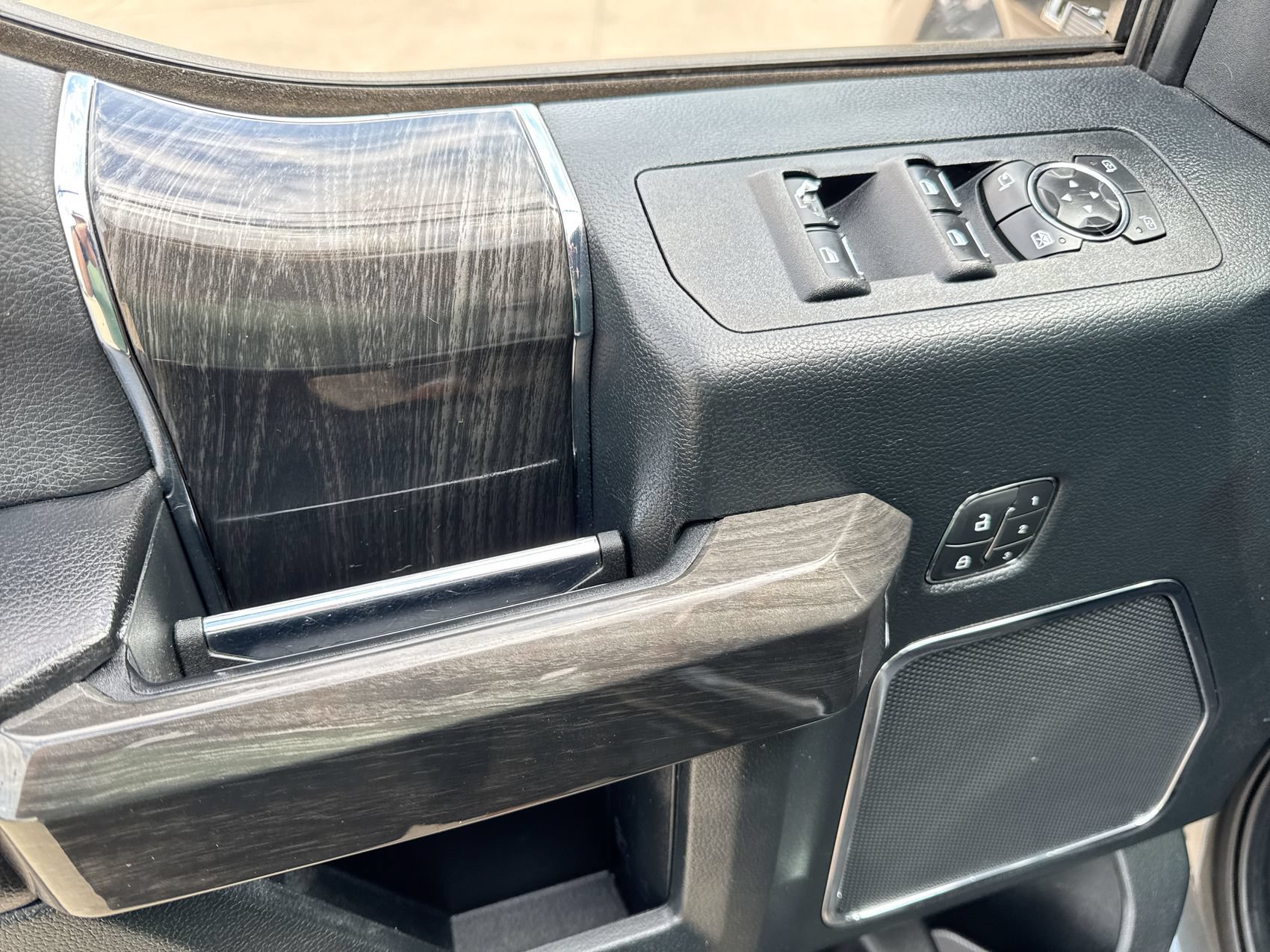 Used 2020 Ford F150 Lariat AWD/4WD image 13