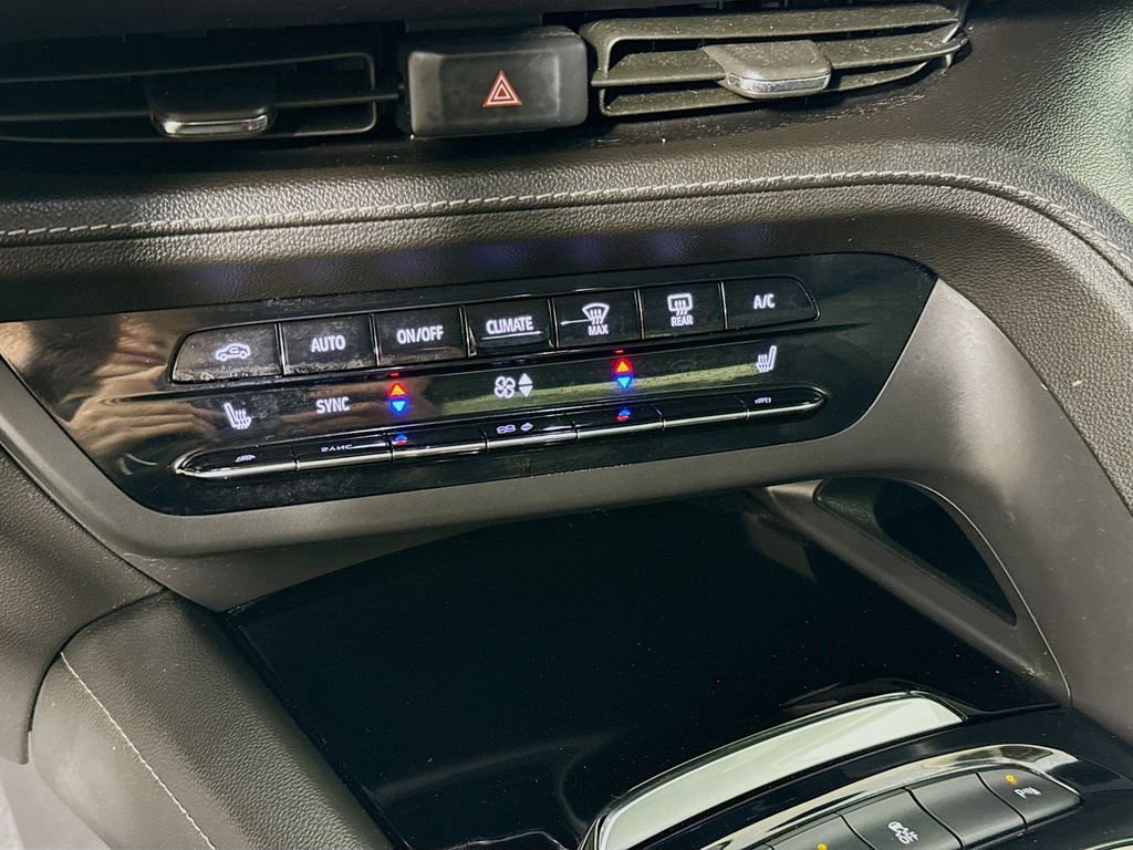 Used 2021 Buick Envision Preferred image 18