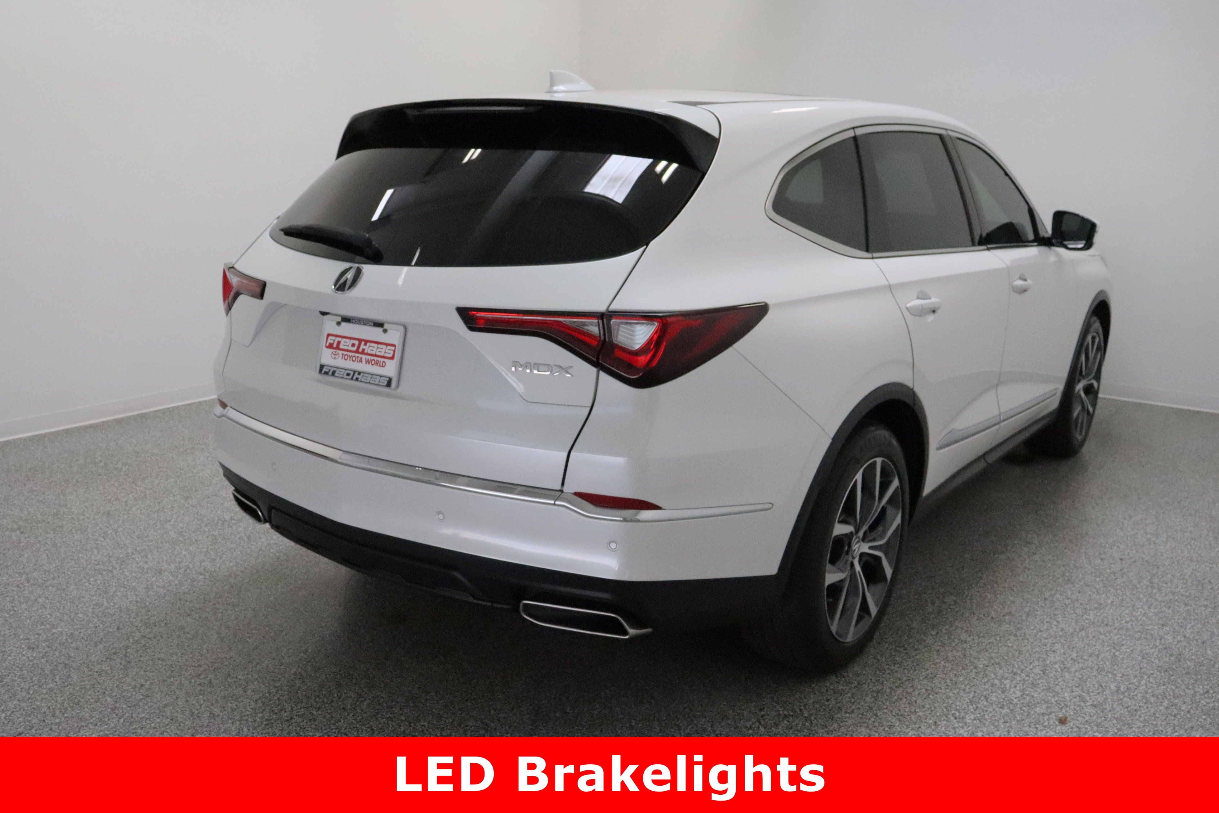 Used 2023 Acura MDX SH-AWD w/ Technology Package image 7