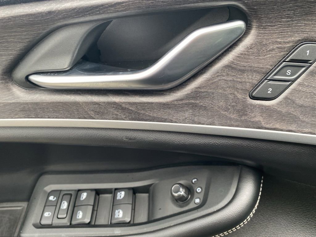 Used 2023 Jeep Grand Cherokee L Limited image 25