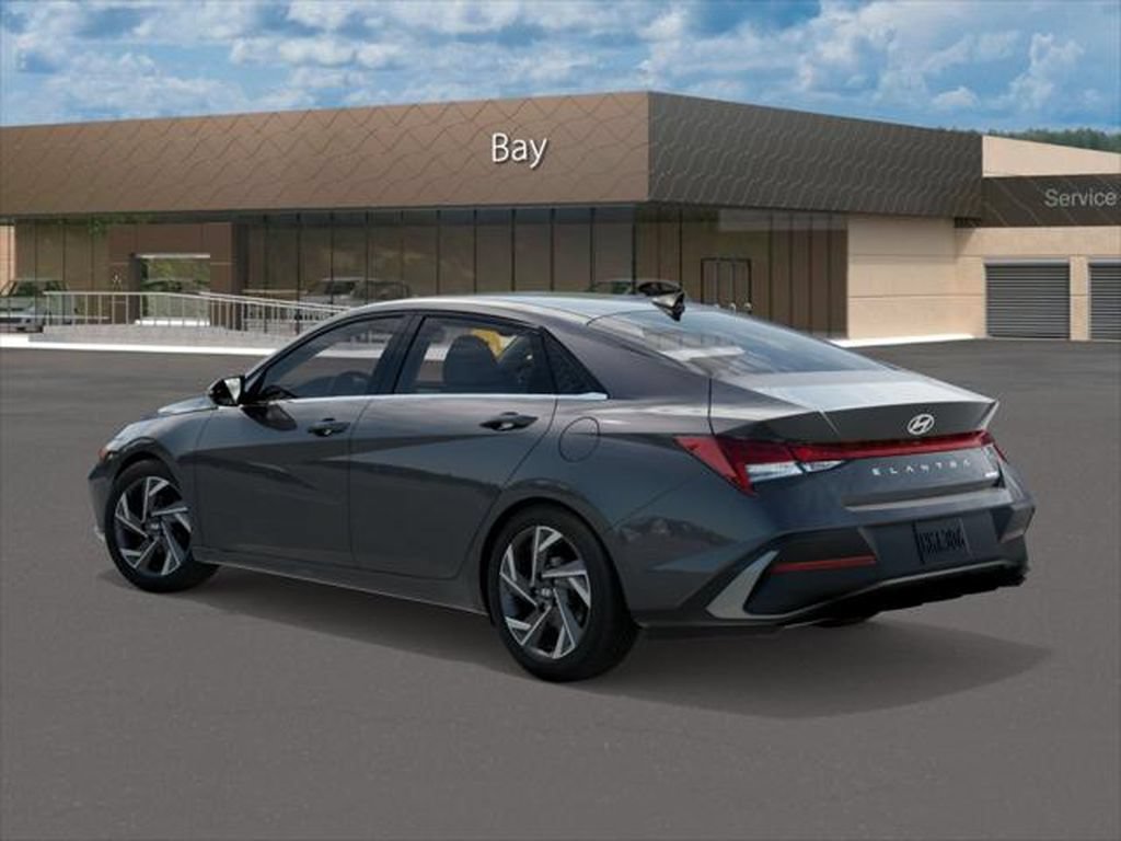 New 2026 Hyundai Elantra Limited FWD image 5
