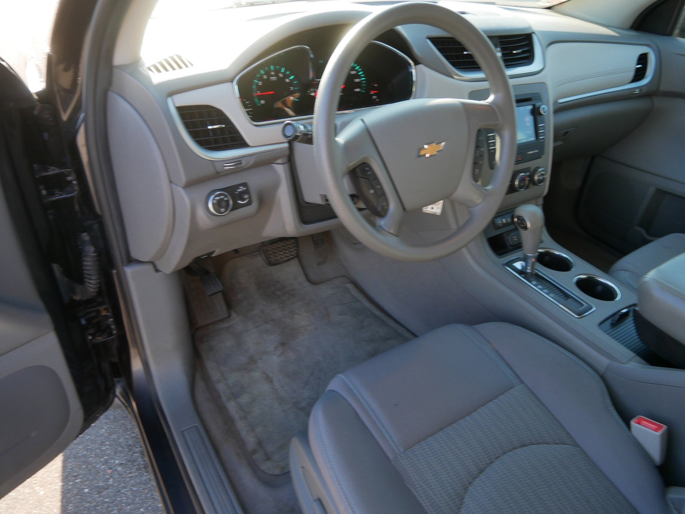 Used 2016 Chevrolet Traverse LS AWD/4WD image 20