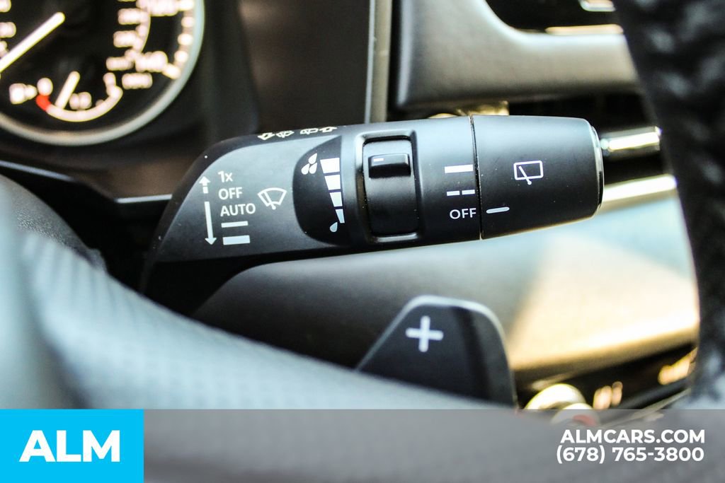 Used 2025 Mitsubishi Outlander SE image 33