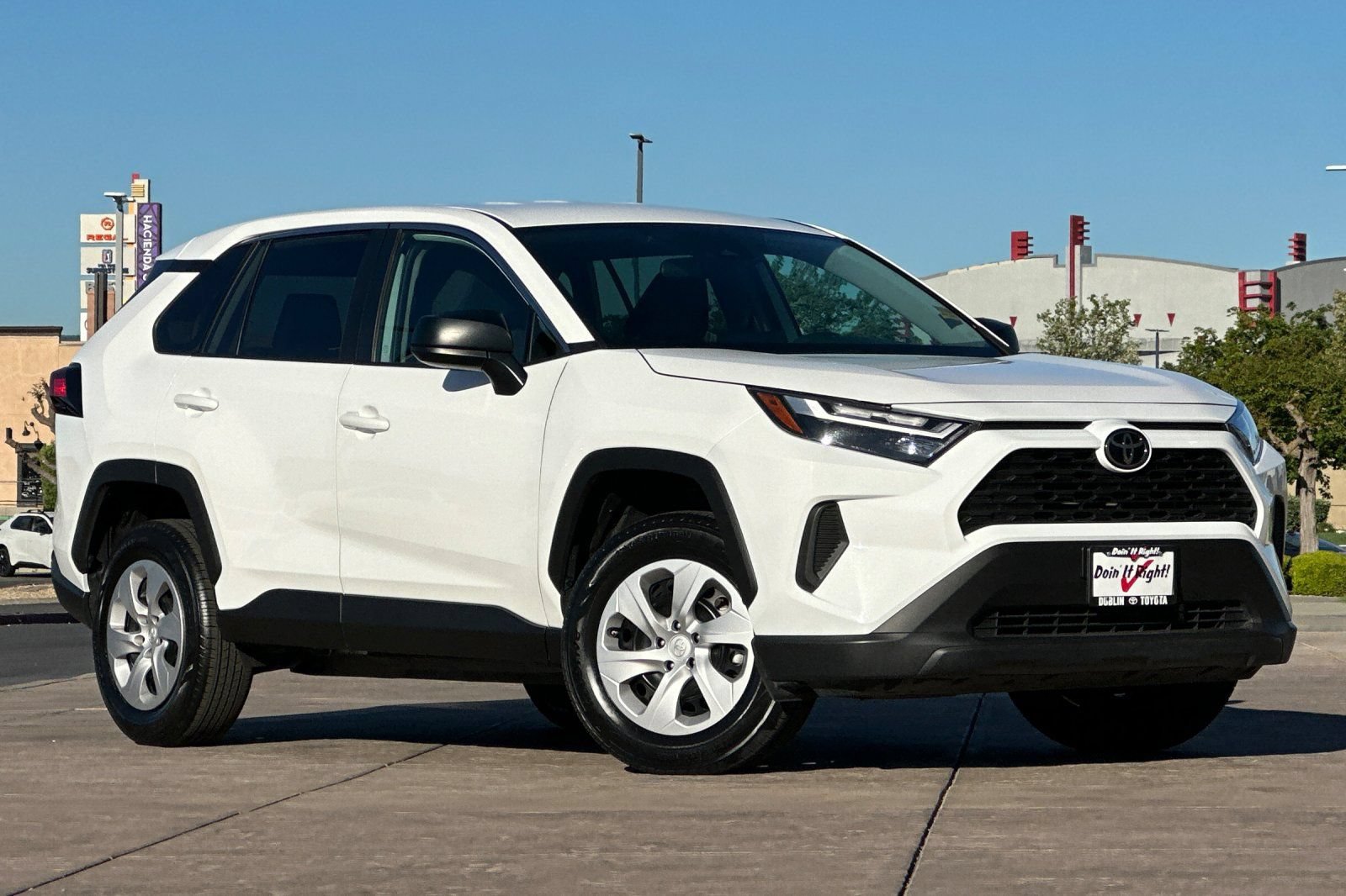 Used 2024 Toyota RAV4 LE AWD/4WD image 2