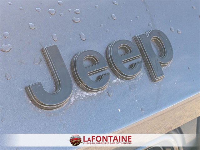 Certified 2023 Jeep Grand Cherokee L Laredo image 9